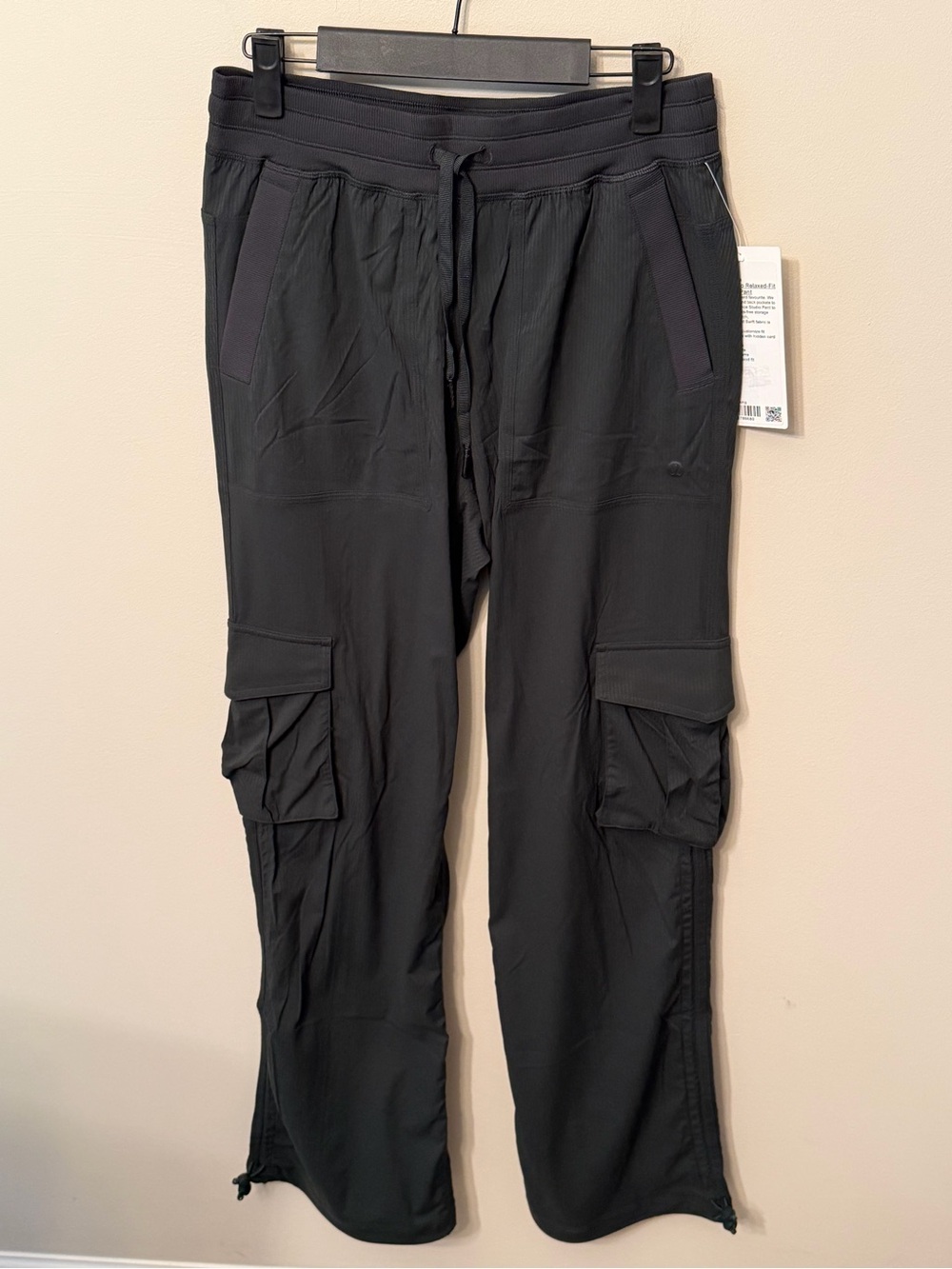 NWT Lululemon Dance Studio Mid Rise Relaxed Fit Cargo size XS rainforest green